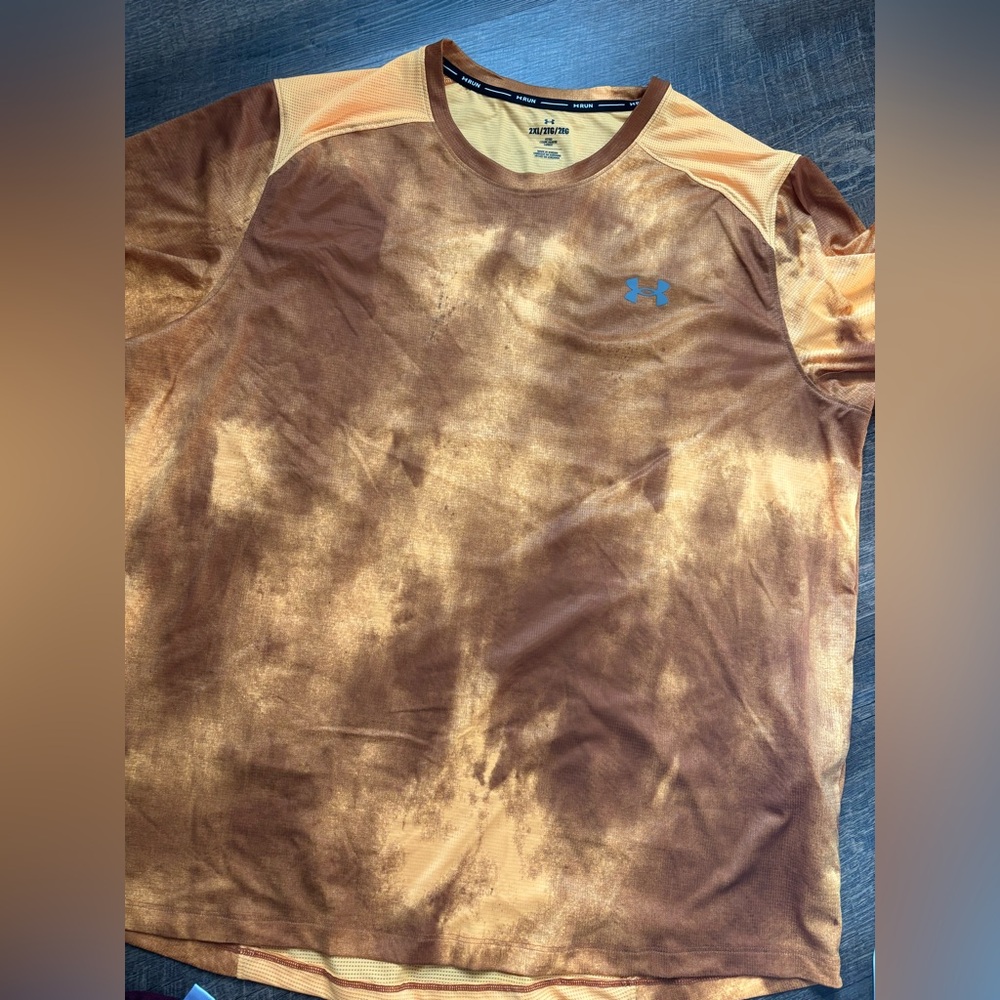 Under Armour Men’s Short Sleeve Performance Shirt - Brown/Gold (rust) xl nwt
